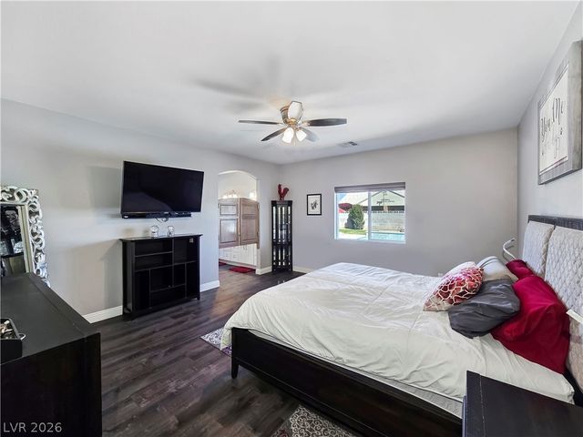 6611 Parkwood Court, Pahrump, NV 89061