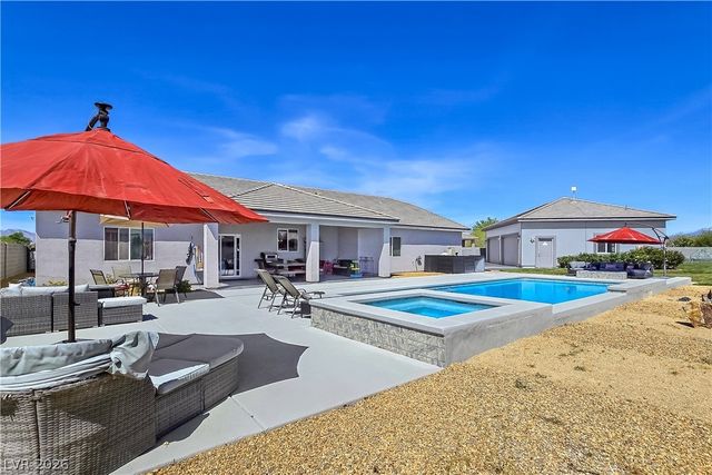 6611 Parkwood Court, Pahrump, NV 89061