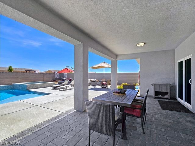 6611 Parkwood Court, Pahrump, NV 89061