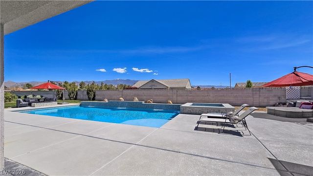 6611 Parkwood Court, Pahrump, NV 89061