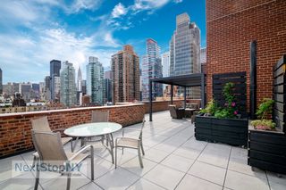 333E E 55th St # Phab, New York City, NY 10022