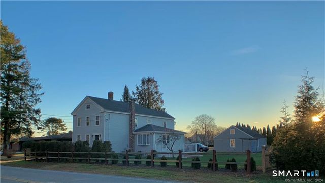270 North Water Street, Stonington, CT 06378