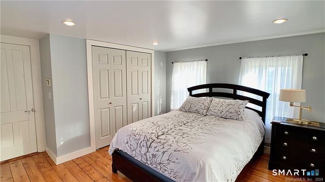 270 North Water Street, Stonington, CT 06378