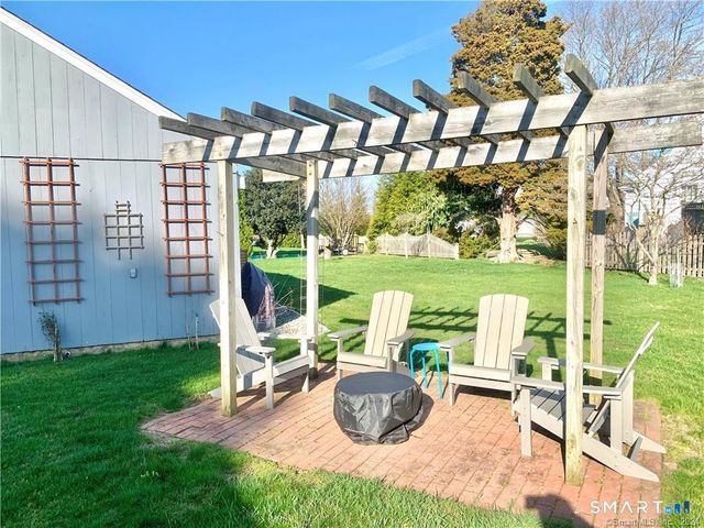 270 North Water Street, Stonington, CT 06378