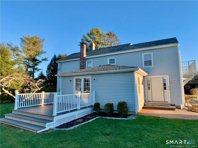 270 North Water Street, Stonington, CT 06378