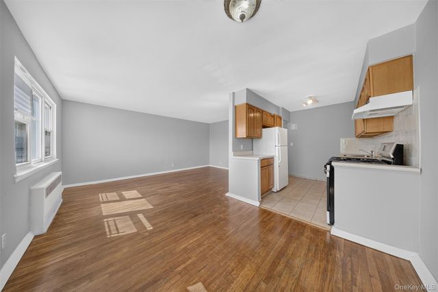6144 164th Street, Fresh Meadows, NY 11365