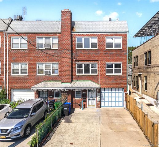 6144 164th Street, Fresh Meadows, NY 11365