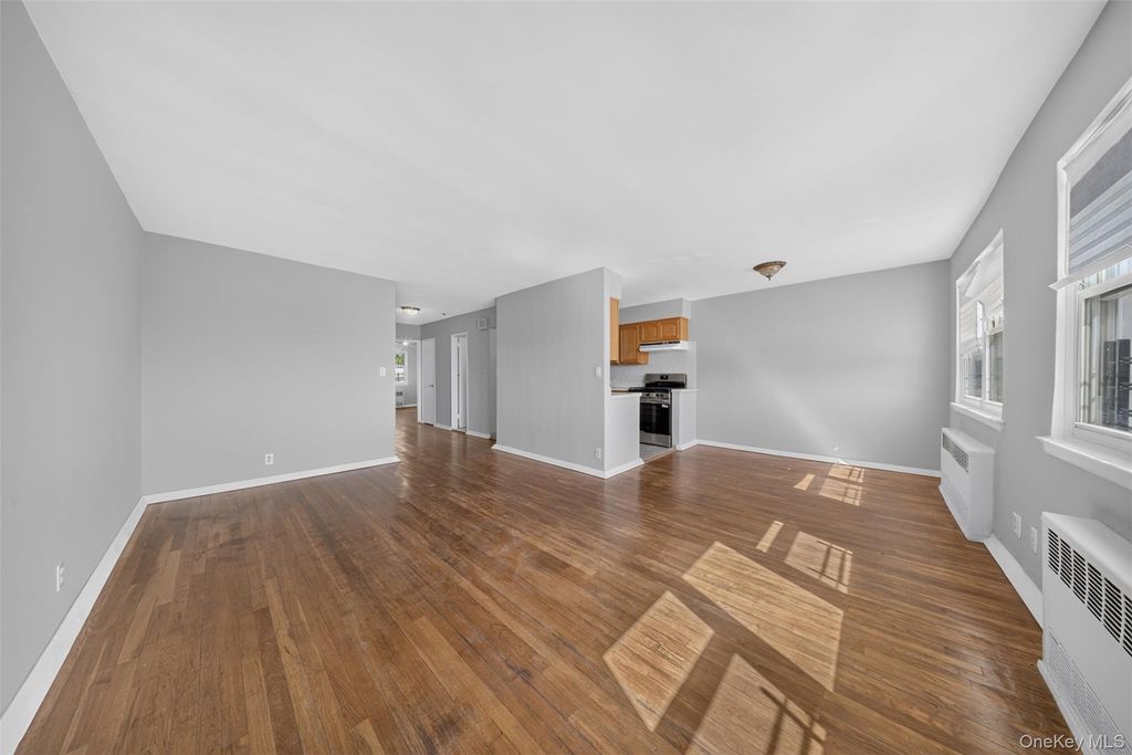 6144 164th Street, Flushing, NY 11365 — photo 2