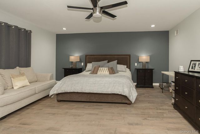 7 Jackson Street, Nesconset, NY 11767