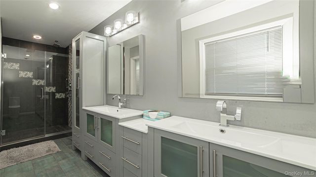 7 Jackson Street, Nesconset, NY 11767