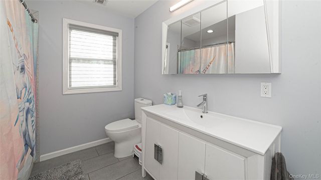 7 Jackson Street, Nesconset, NY 11767