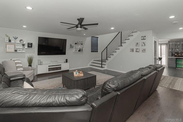 7 Jackson Street, Nesconset, NY 11767