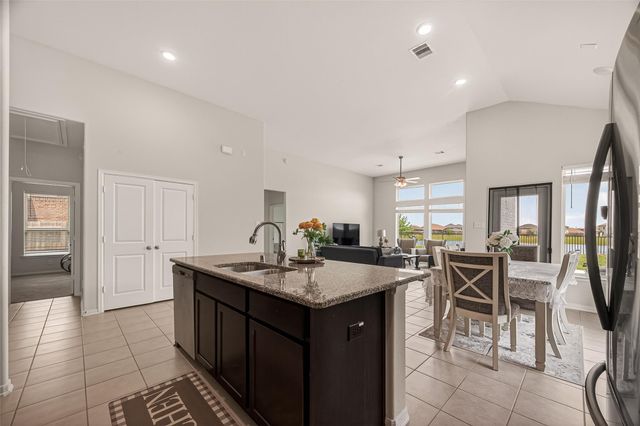 4519 Crescent Lake Circle, Baytown, TX 77521
