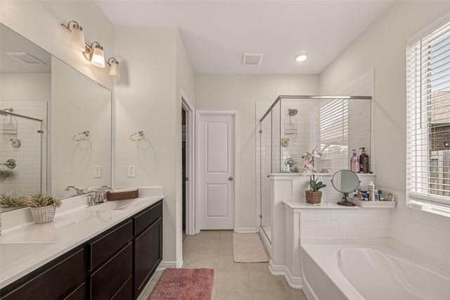 4519 Crescent Lake Circle, Baytown, TX 77521