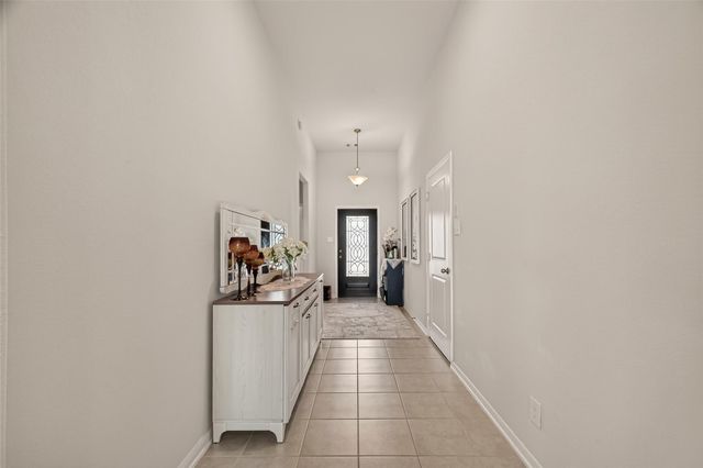 4519 Crescent Lake Circle, Baytown, TX 77521