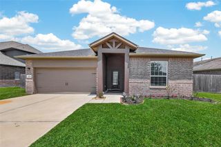 4519 Crescent Lake Circle, Baytown, TX 77521