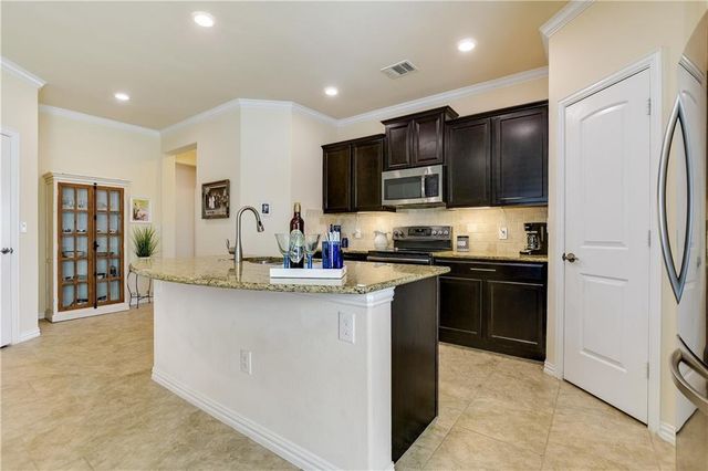 10504 Crescendo LN, Austin, TX 78747