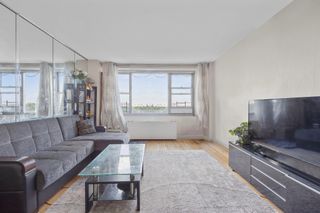 61-20 Grand Central Parkway #A901, Forest Hills, NY 11375