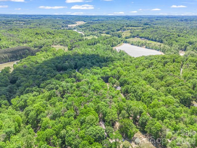 206 Westmoreland Trail 8, Tryon, NC 28782