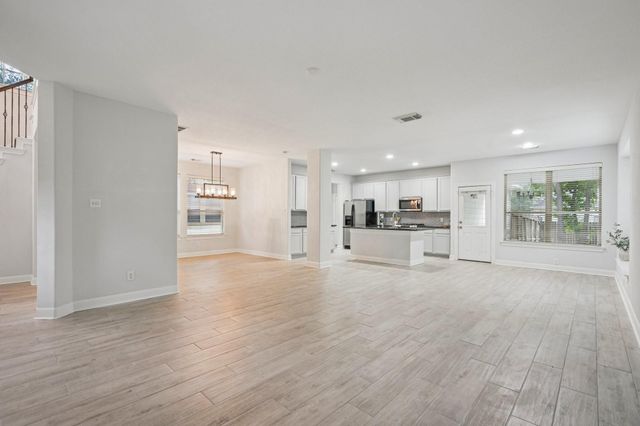 90 Panterra Way, The Woodlands, TX 77382