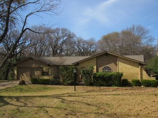 1095 Palm Court, Mansfield, TX 76063