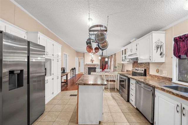 19645 Nordt Road, Damon, TX 77430