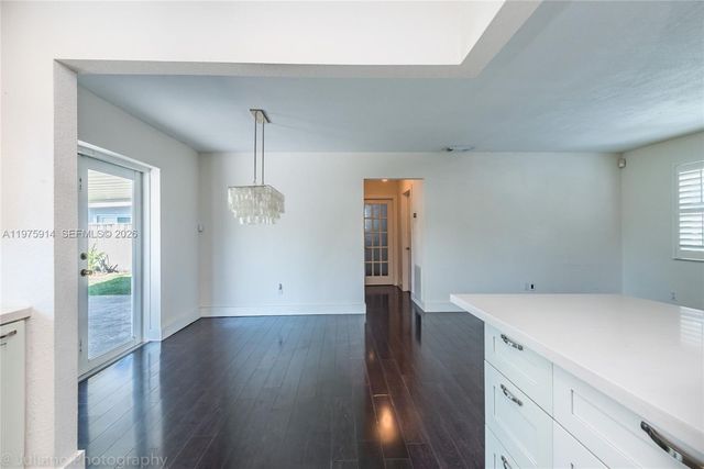 8871 NW 15th St, Pembroke Pines, FL 33024