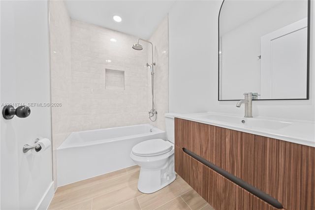 7515 SW 32nd St, Miami, FL 33155