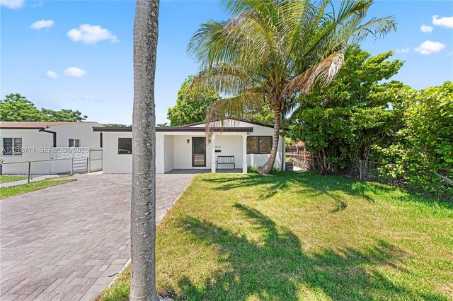 7515 SW 32nd St, Miami, FL 33155