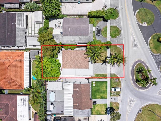 7515 SW 32nd St, Miami, FL 33155