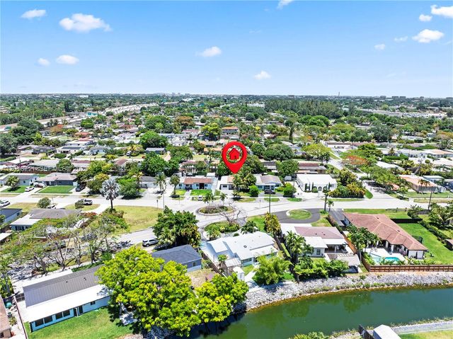 7515 SW 32nd St, Miami, FL 33155
