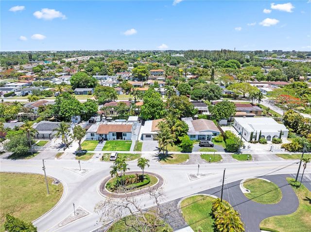 7515 SW 32nd St, Miami, FL 33155