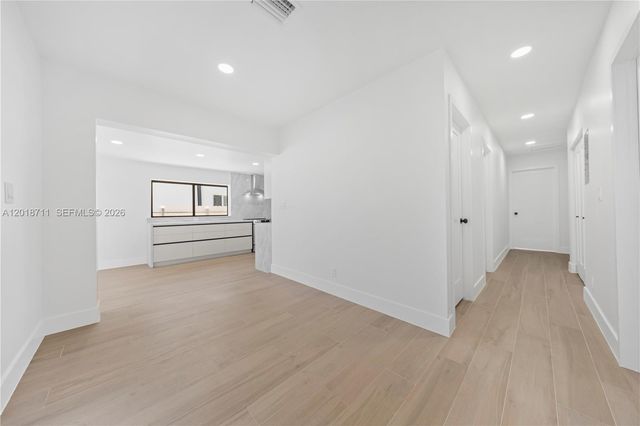 7515 SW 32nd St, Miami, FL 33155
