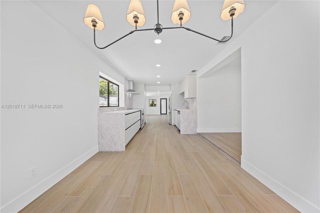 7515 SW 32nd St, Miami, FL 33155