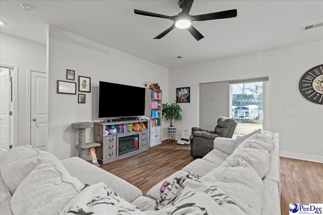 3421 Ross Morgan Drive, Florence, SC 29501