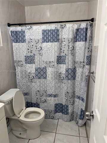 4717 SW 33rd Avenue 202, Dania Beach, FL 33312