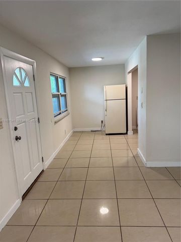 4717 SW 33rd Avenue 202, Dania Beach, FL 33312