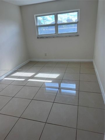 4717 SW 33rd Avenue 202, Dania Beach, FL 33312