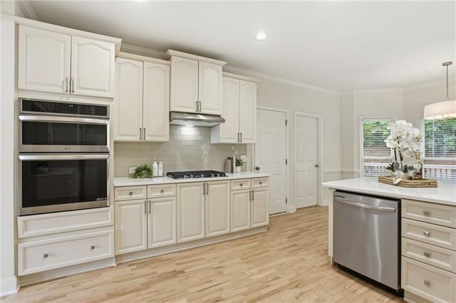 303 River Laurel Way, Woodstock, GA 30188