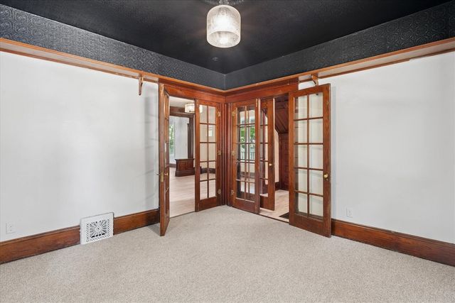 323 Garfield Avenue, Battle Creek, MI 49017