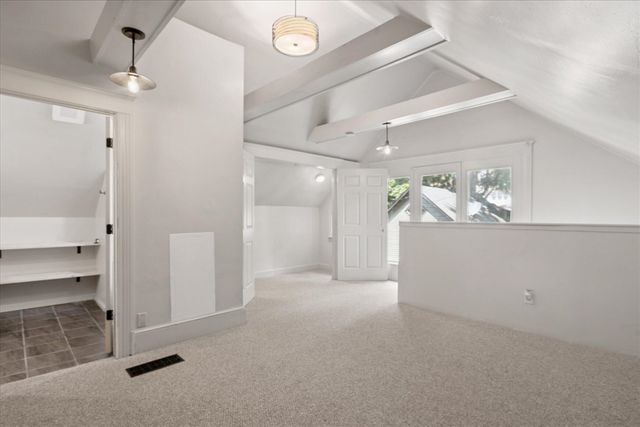 323 Garfield Avenue, Battle Creek, MI 49017