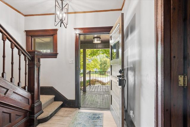 323 Garfield Avenue, Battle Creek, MI 49017