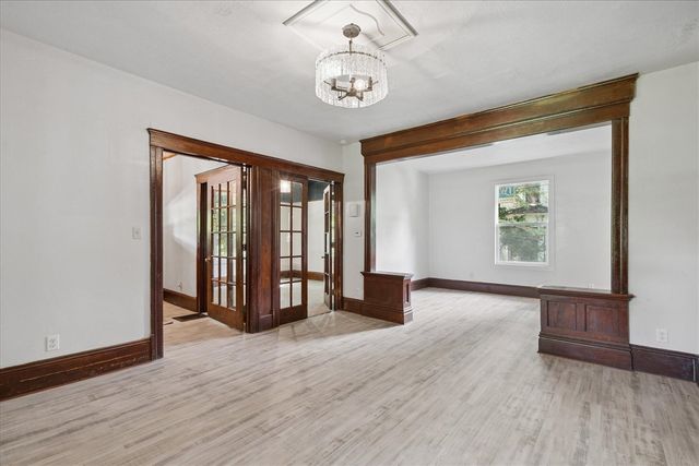 323 Garfield Avenue, Battle Creek, MI 49017