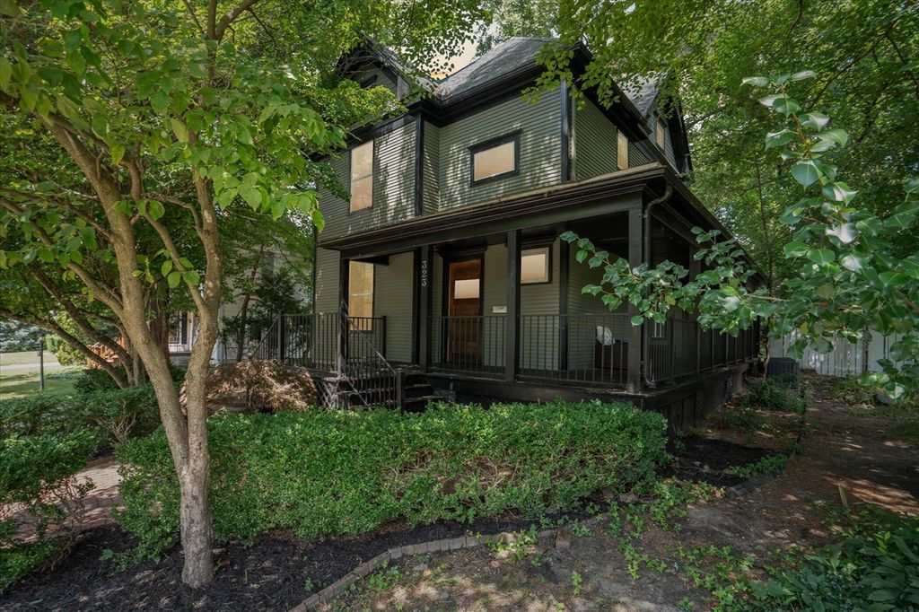 323 Garfield Avenue, Battle Creek, MI 49017