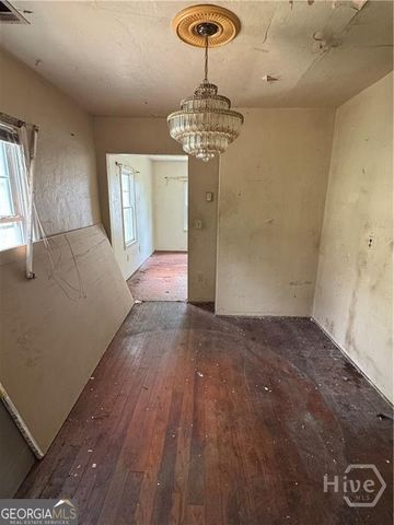 11 Oleander Avenue, Savannah, GA 31404
