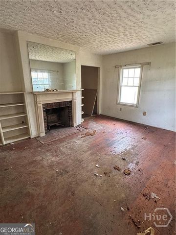 11 Oleander Avenue, Savannah, GA 31404