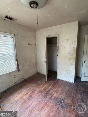 11 Oleander Avenue, Savannah, GA 31404