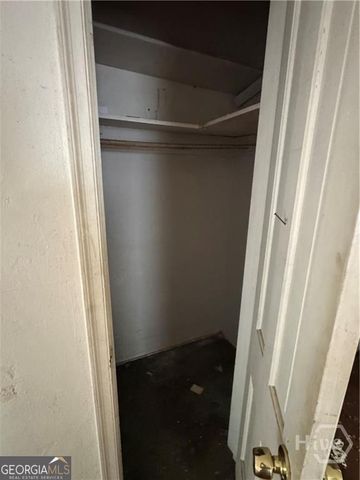 11 Oleander Avenue, Savannah, GA 31404