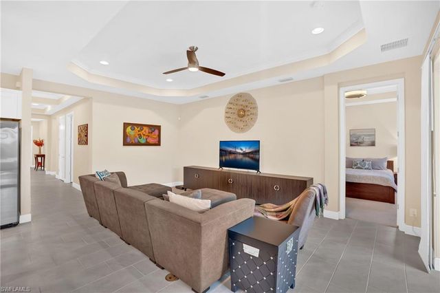 7530 Cypress Walk DR, Fort Myers, FL 33966