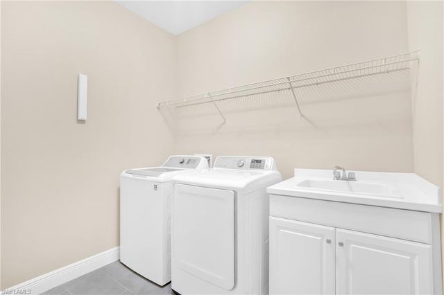 7530 Cypress Walk DR, Fort Myers, FL 33966